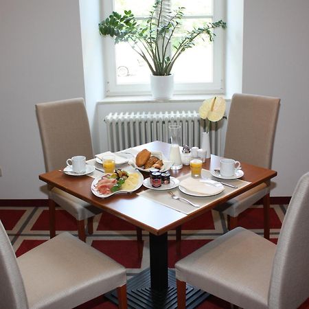 Novotel Хилдесхайм Екстериор снимка