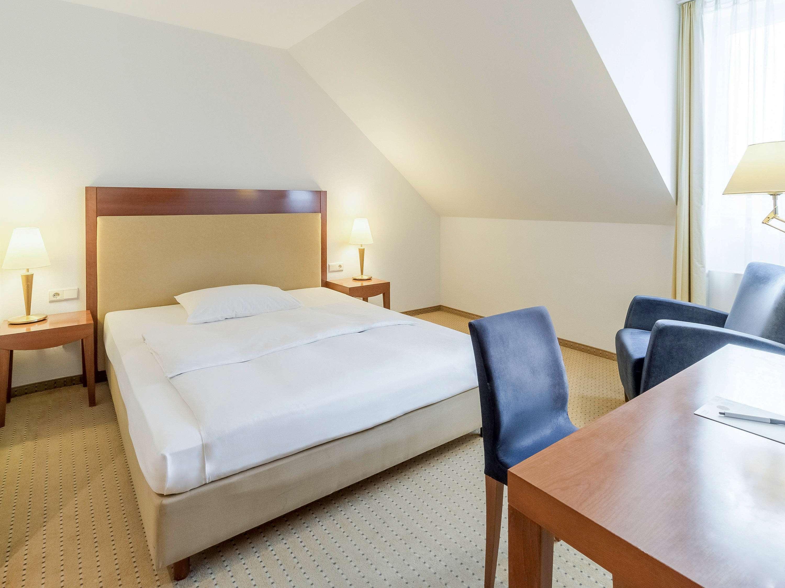 Novotel Хилдесхайм Екстериор снимка